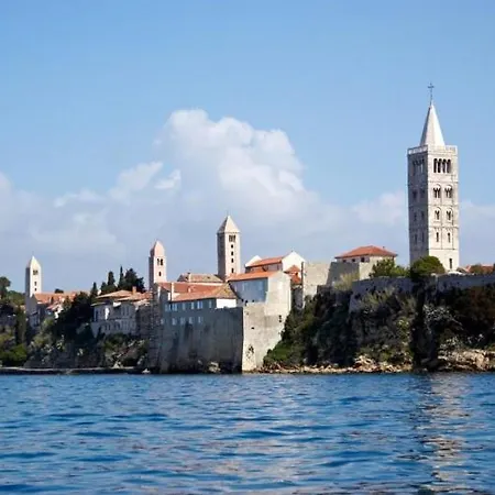 Gostinjska kuća In With Terrace, Air Conditioning, Wifi 3719-3