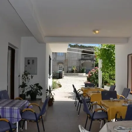 In With Terrace, Air Conditioning, Wifi 3719-3 Gostinjska kuća